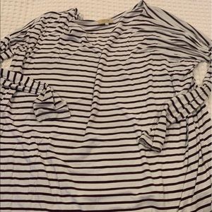 Maroon and White striped Piko